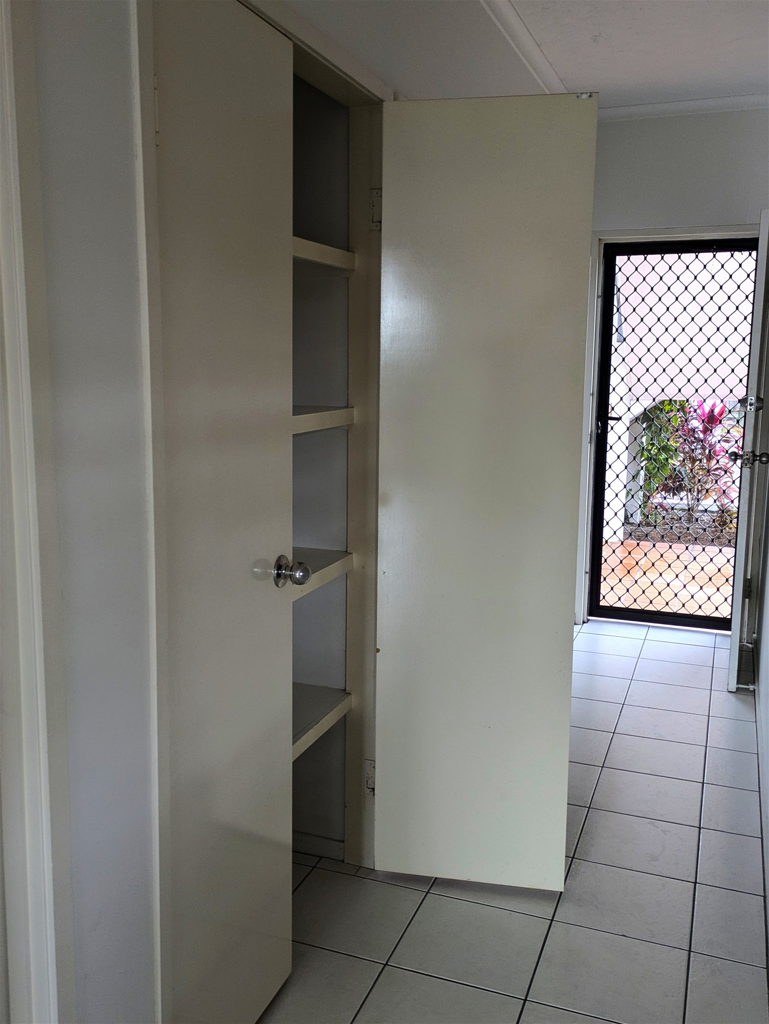 Very large terrace/balcony, city views, 15