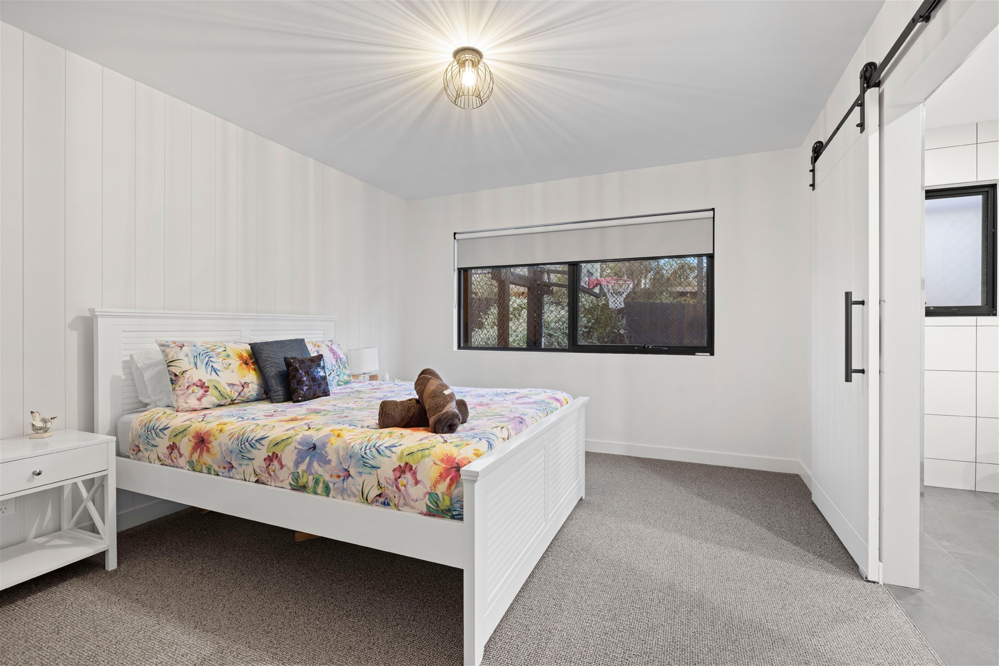 Elegant, newly built Blairgowrie Home 11