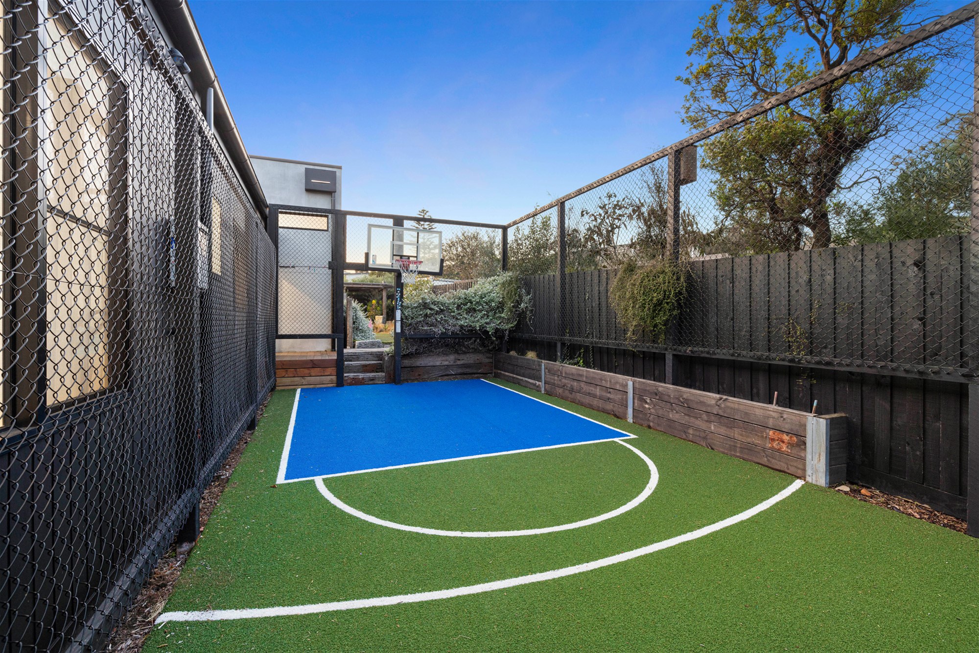 Elegant, newly built Blairgowrie Home 16