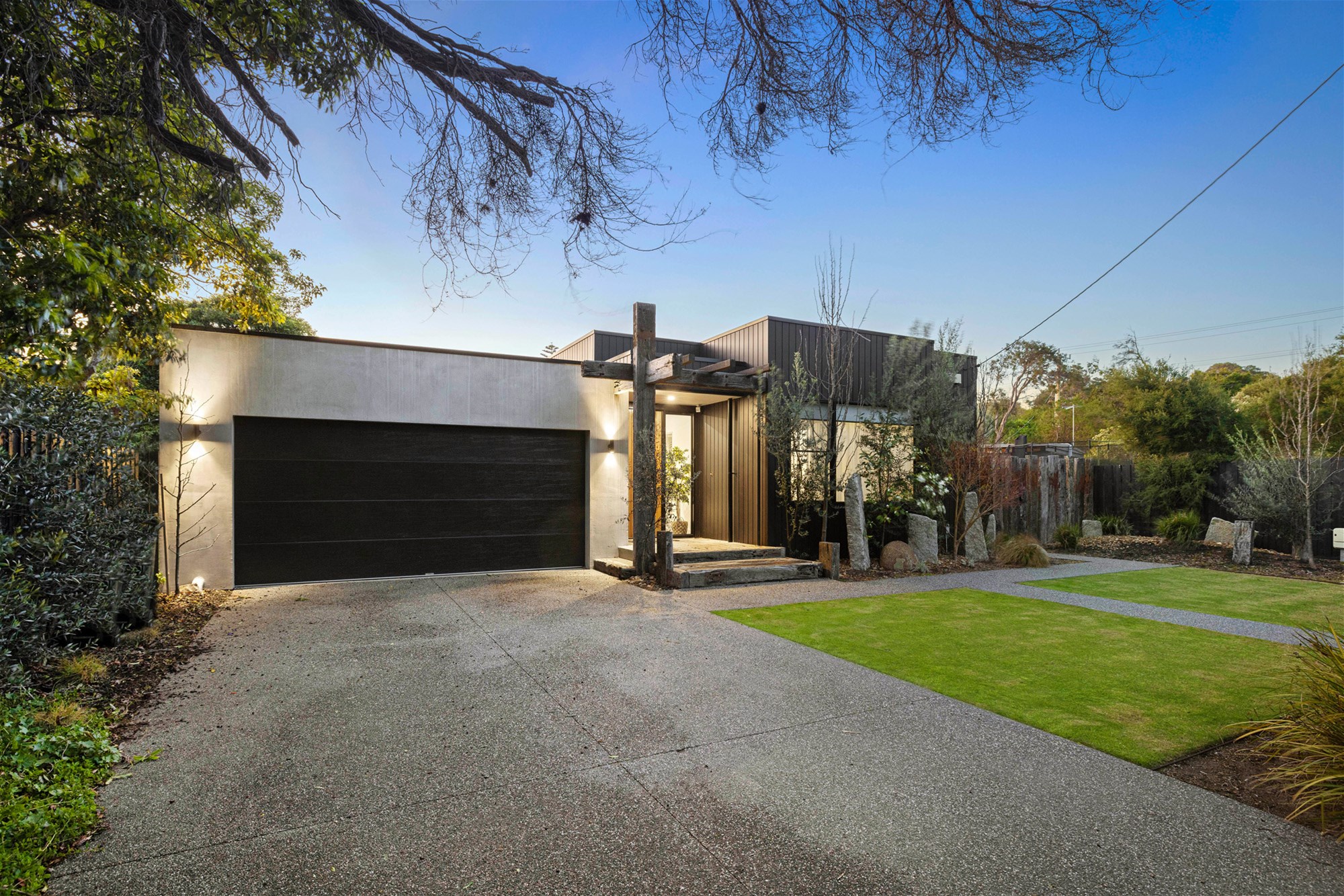 Elegant, newly built Blairgowrie Home 18