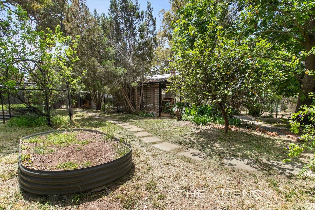 “Experience Serene Country Living: House 20