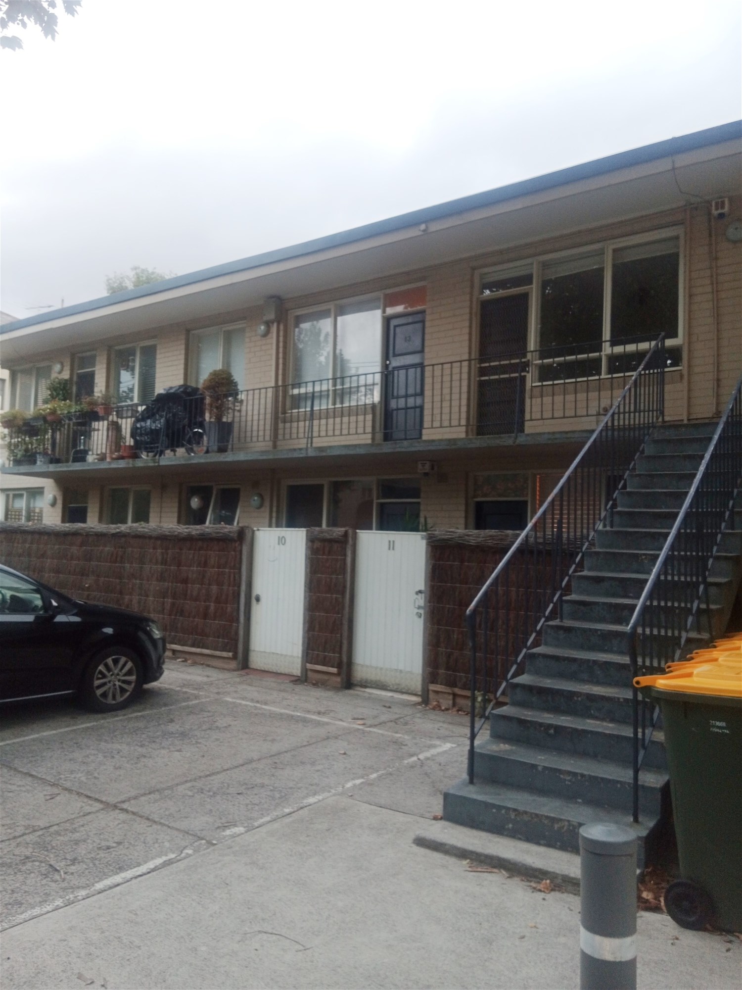 A delightful, sunny one bedroom unit in St Kilda.