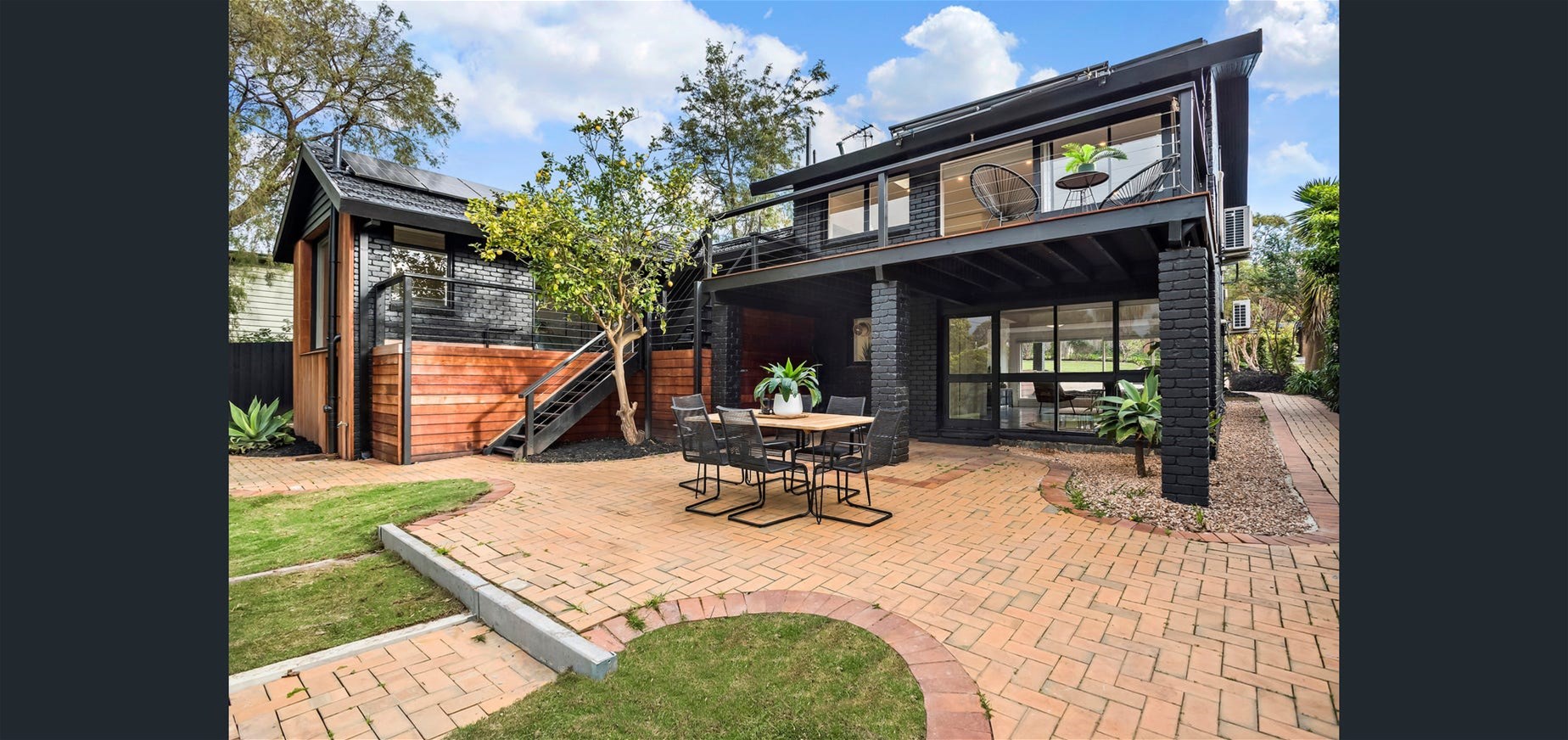 Beachside Living at Its Best 9