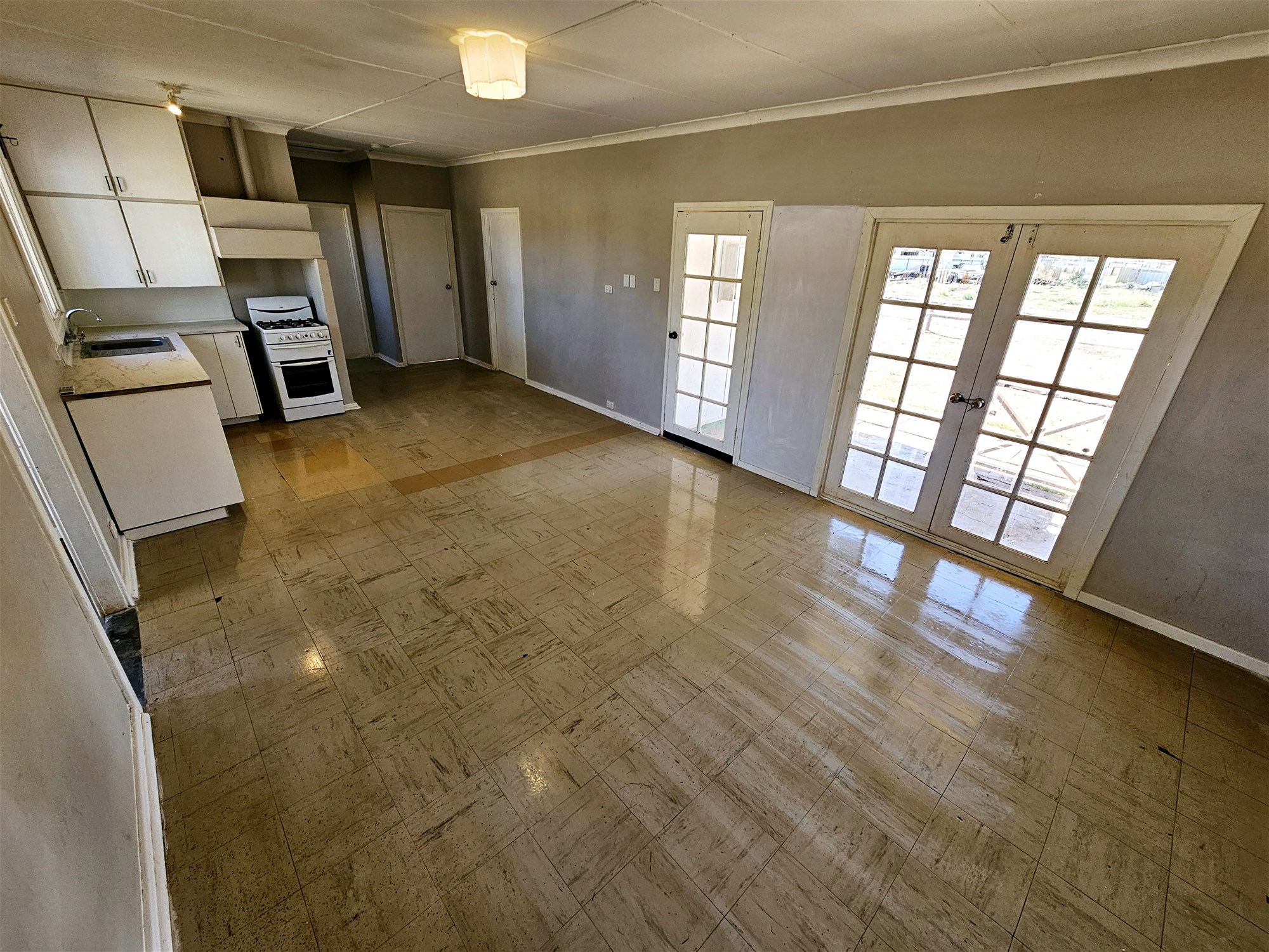 RENTAL AVAILABLE NOW!! 5 Morgans 17