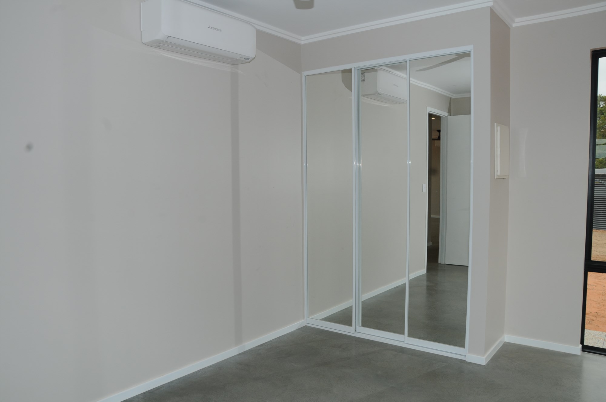 New and Contemporary Living 14