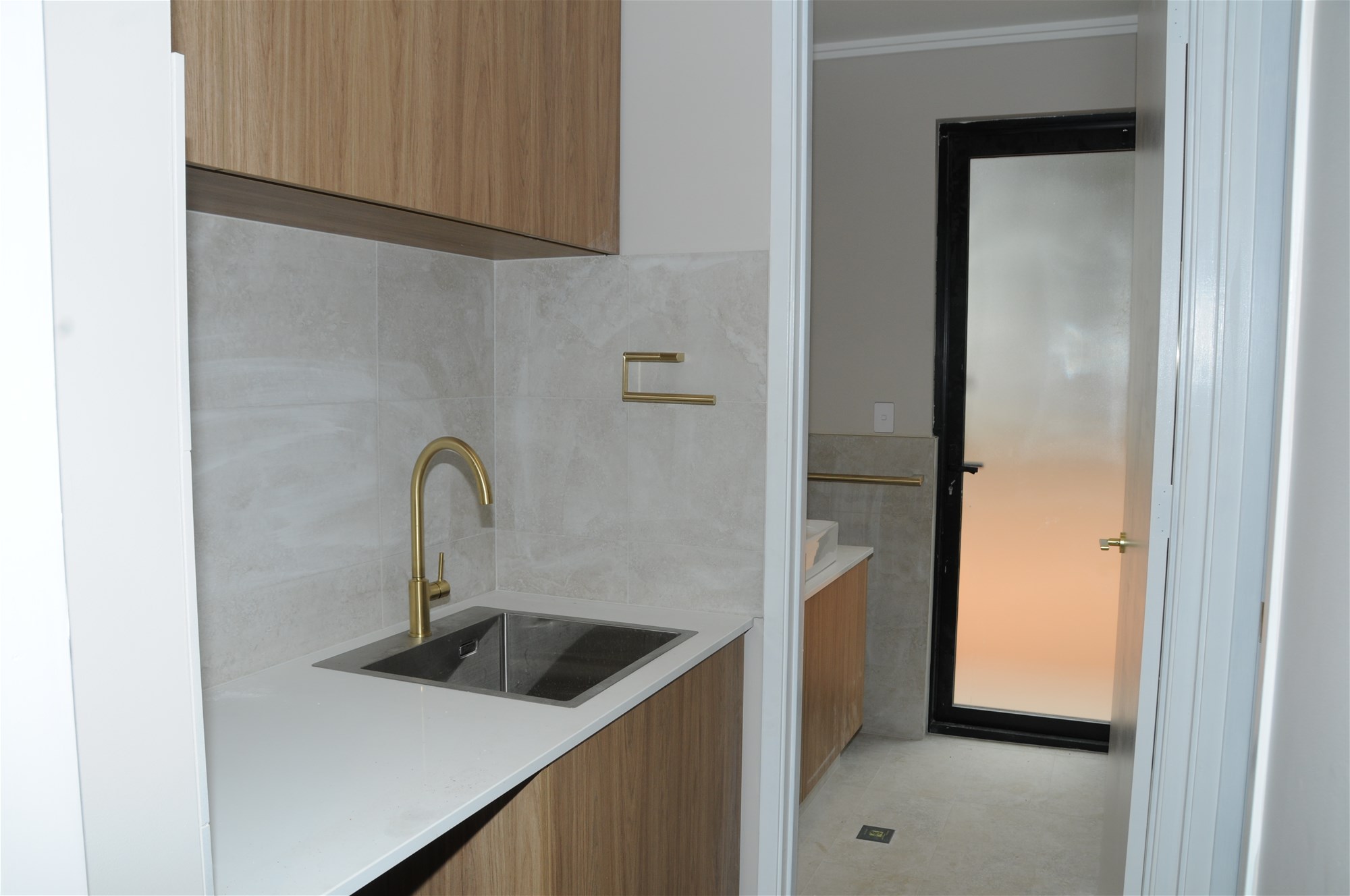 New and Contemporary Living 10