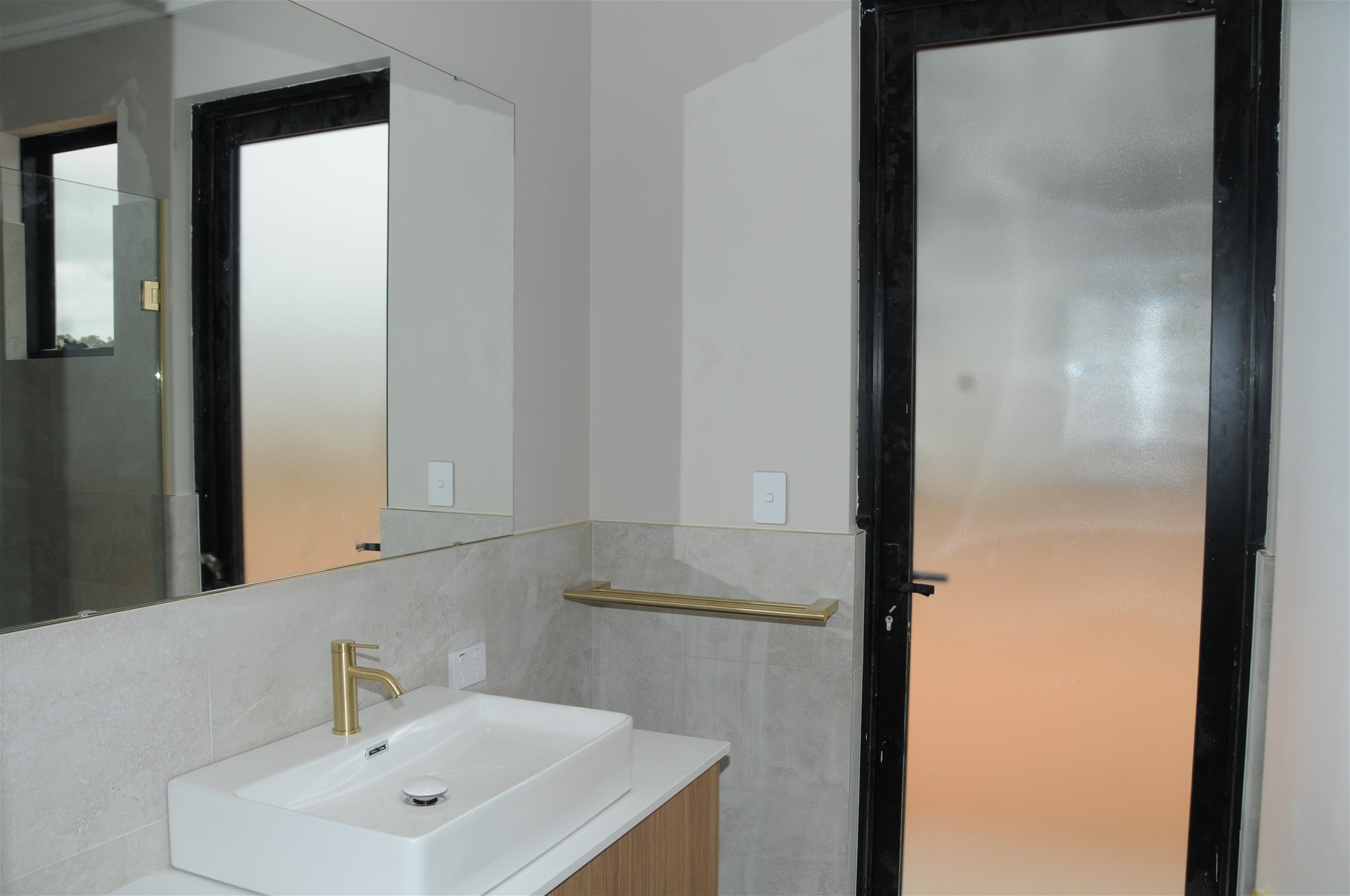 New and Contemporary Living 11
