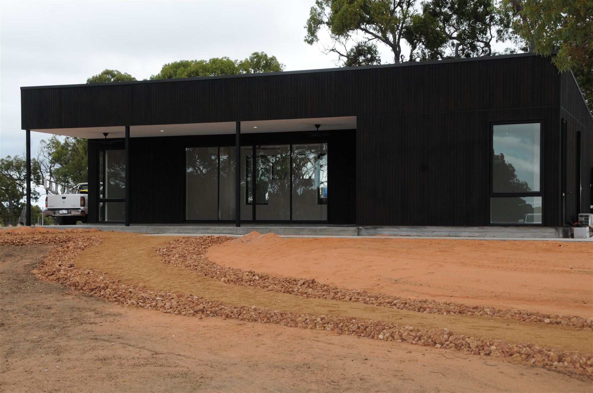 New and Contemporary Living 19