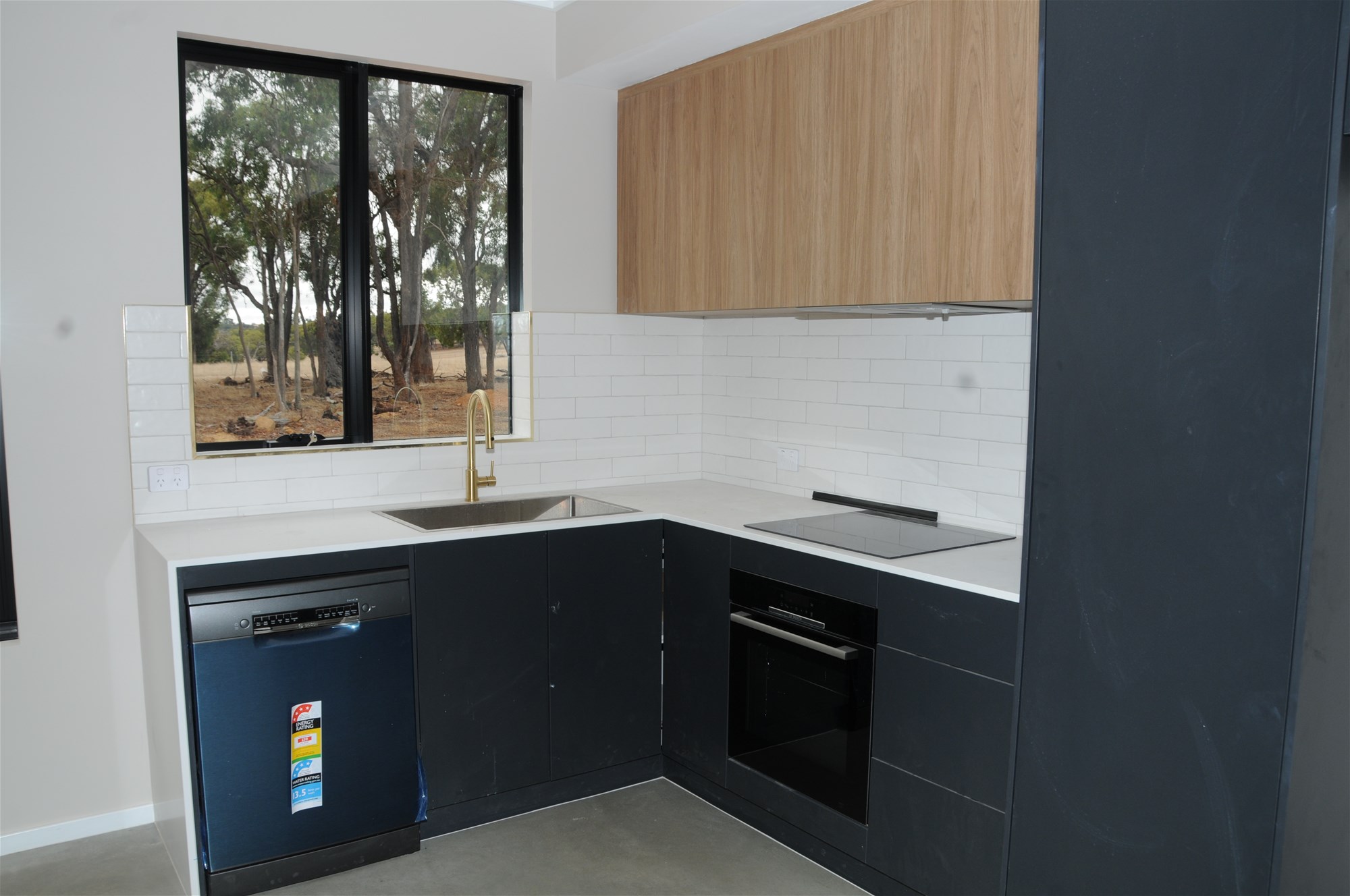 New and Contemporary Living 5