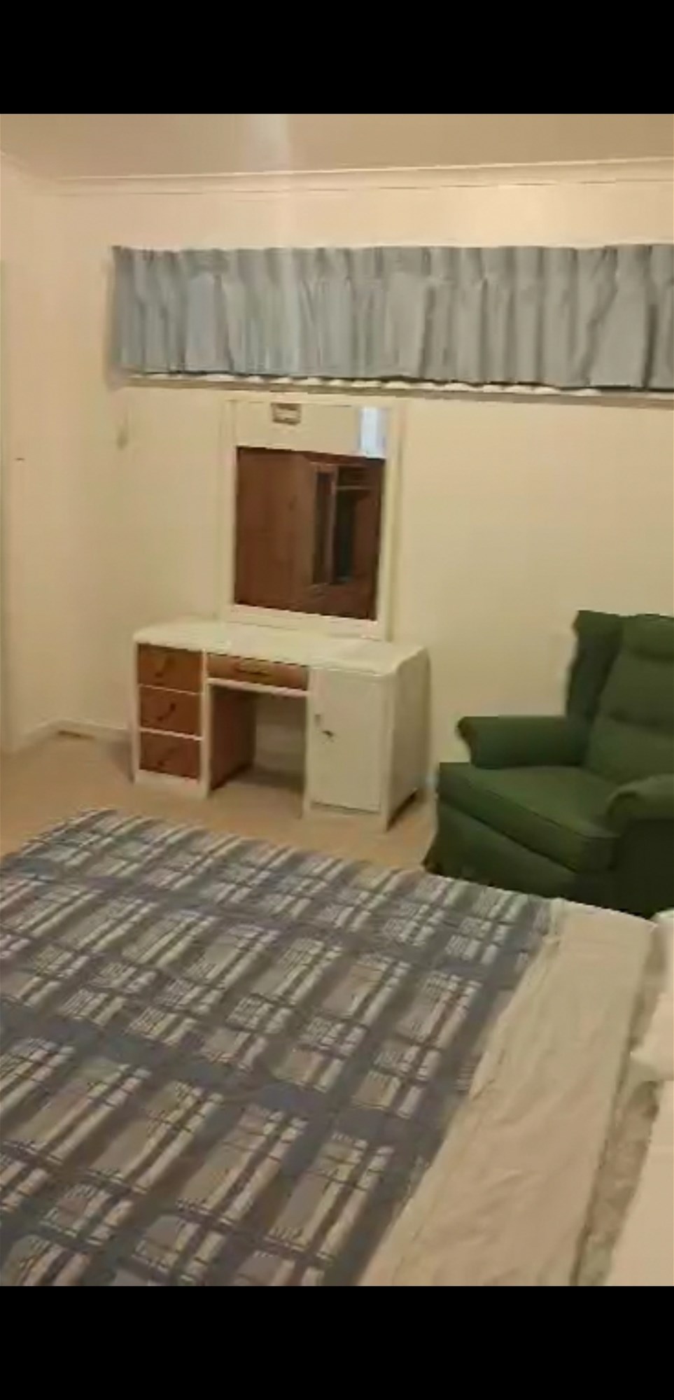 18 Oxide Street, Marvel Loch, 24