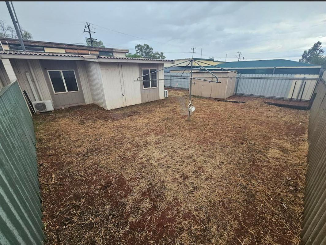 Duplex/Semi house rental available now! 2