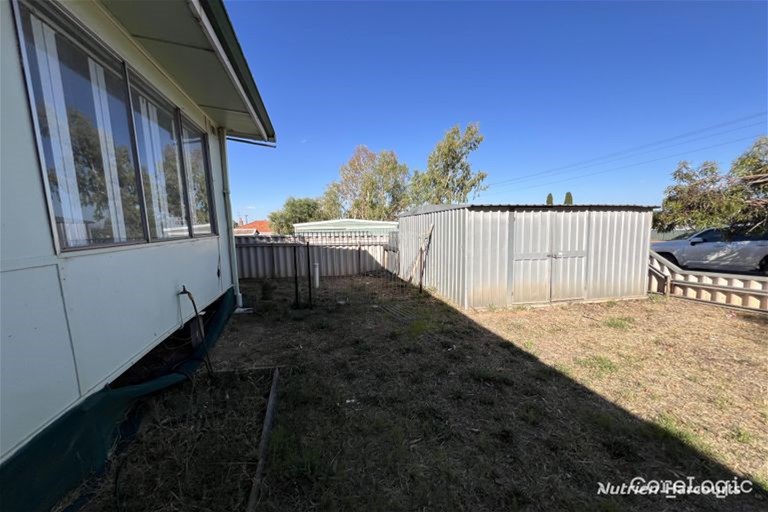 33A Taurus Street, Southern Cross, 2