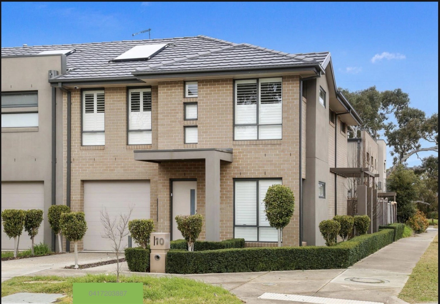 Stylish Three Bedroom Townhouse!!