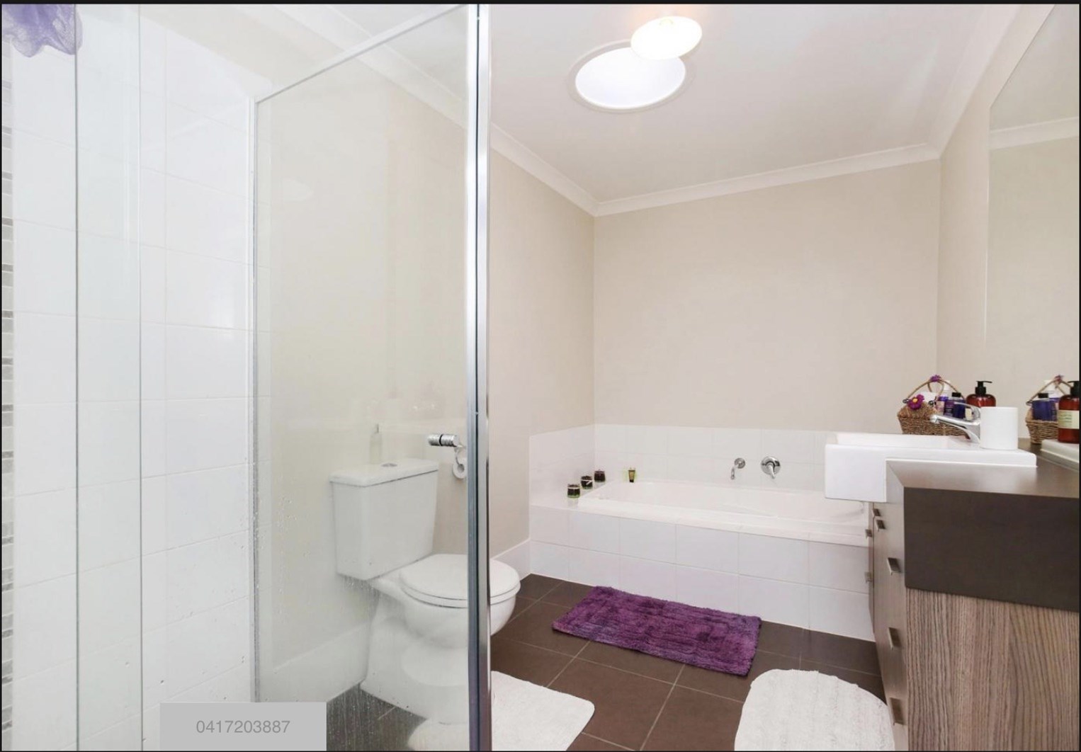 Stylish Three Bedroom Townhouse!! 4
