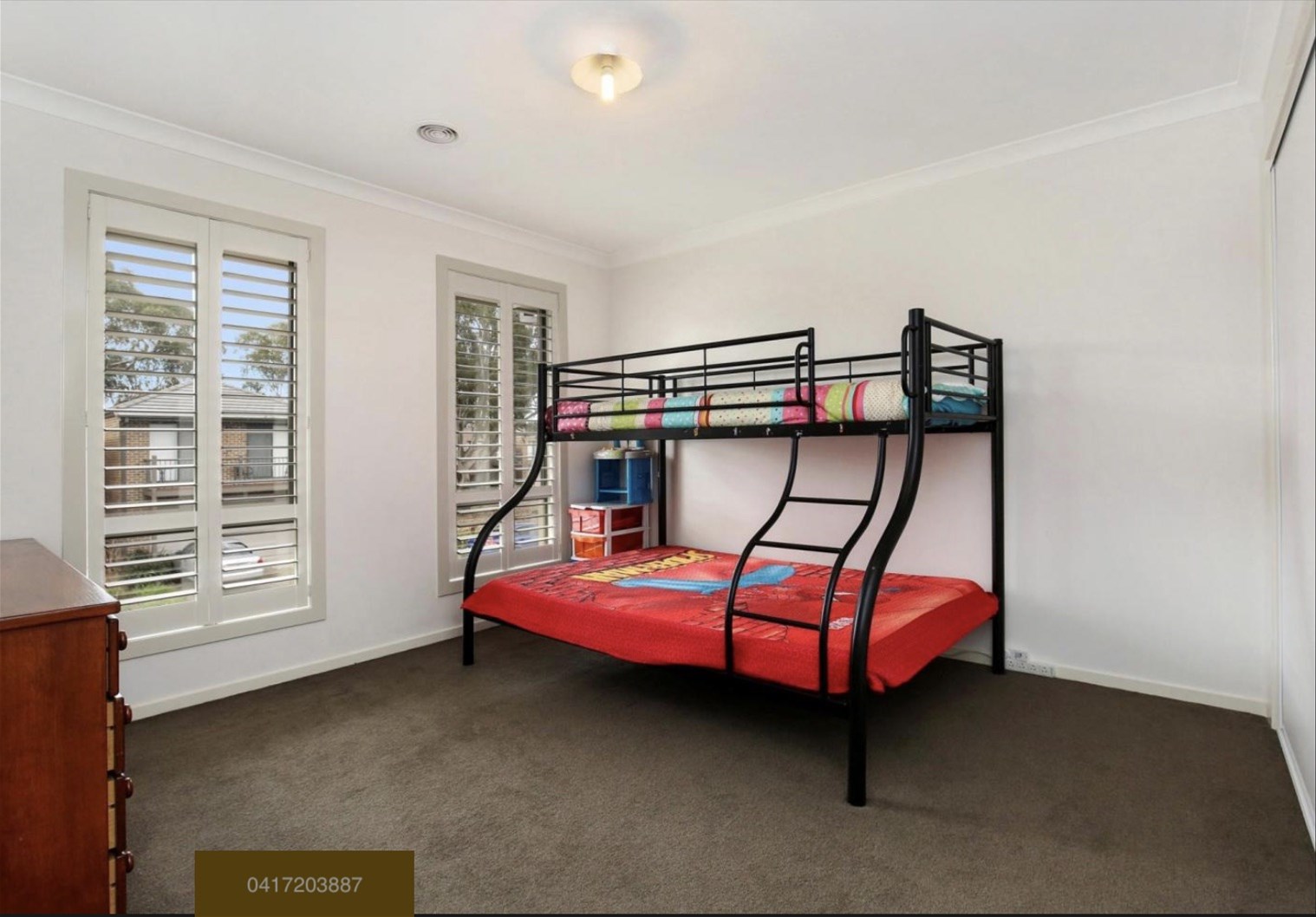 Stylish Three Bedroom Townhouse!! 10