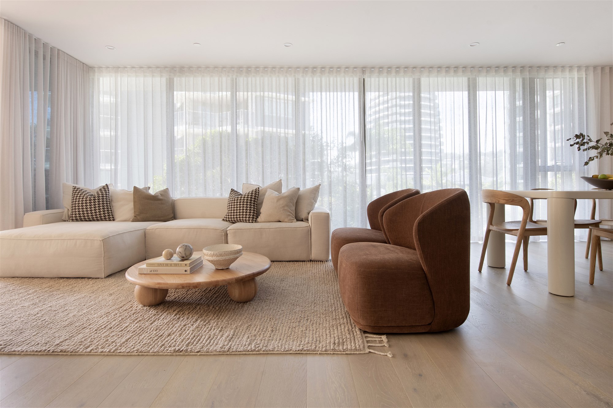 Luxico Burleigh Bliss (Ocean Views) 2