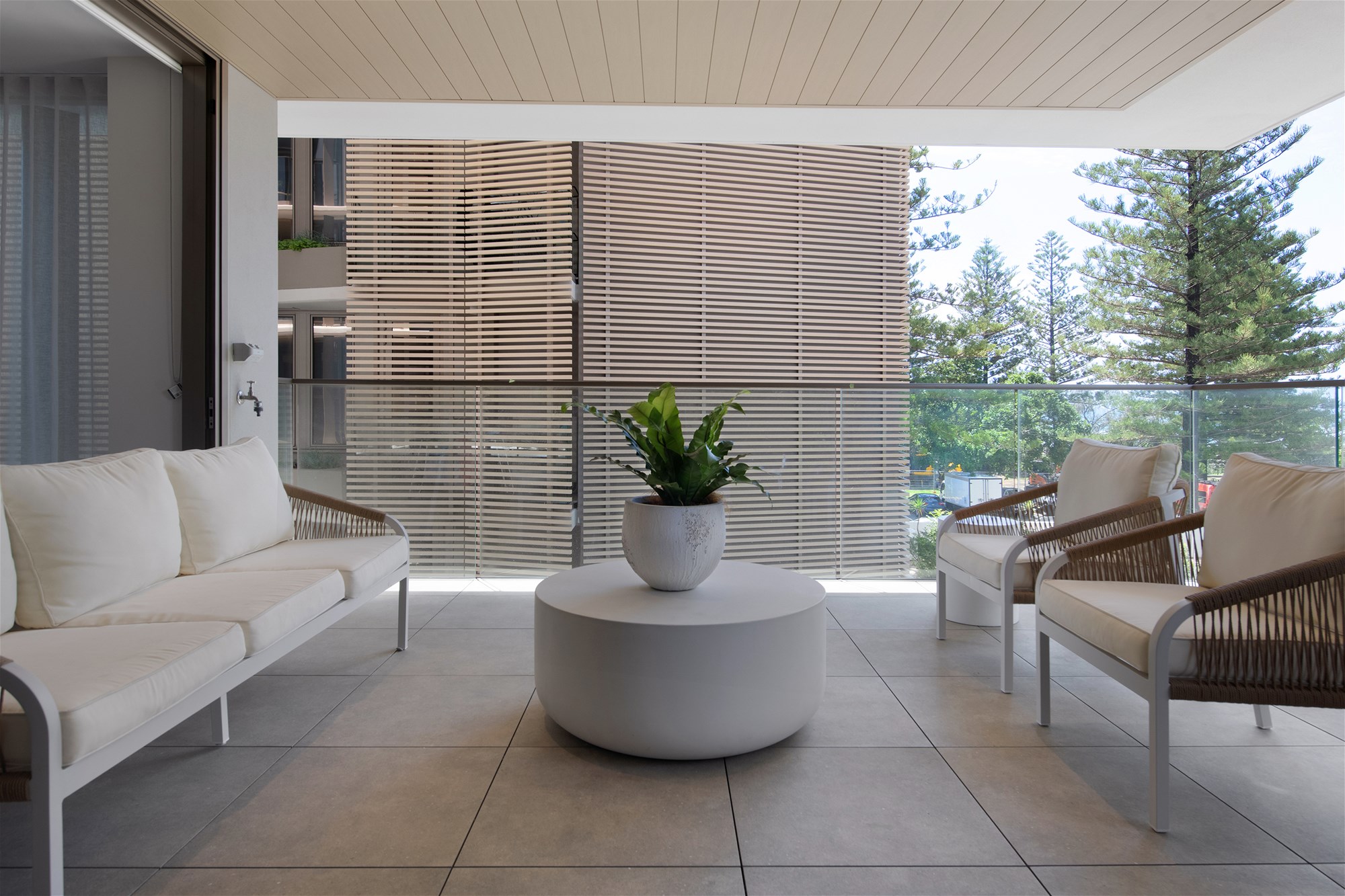 Luxico Burleigh Bliss (Ocean Views) 6