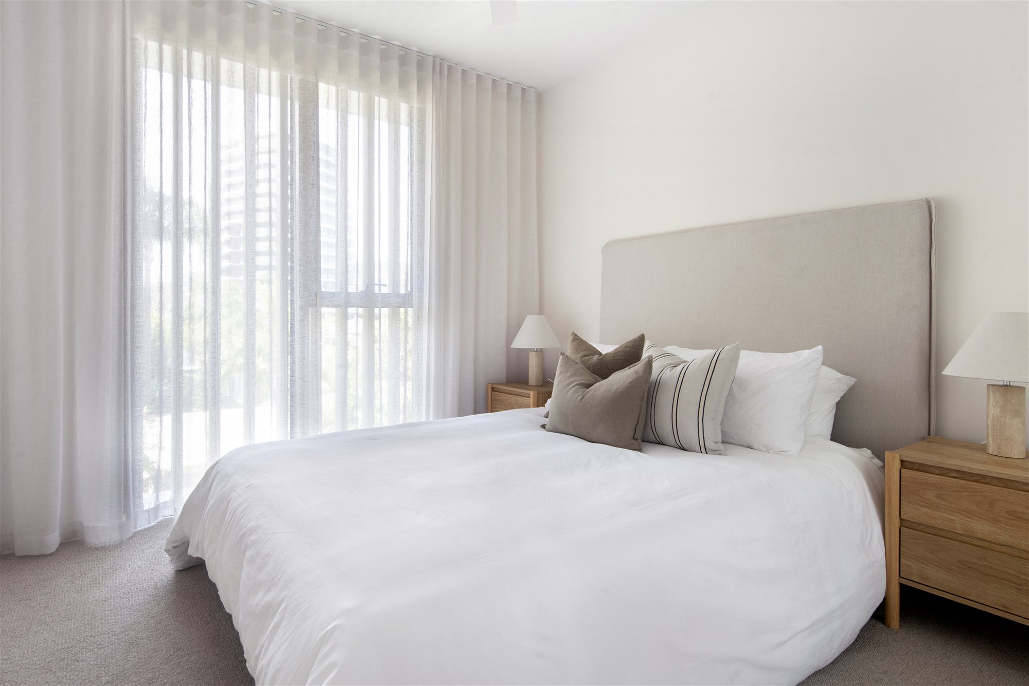 Luxico Burleigh Bliss (Ocean Views) 14