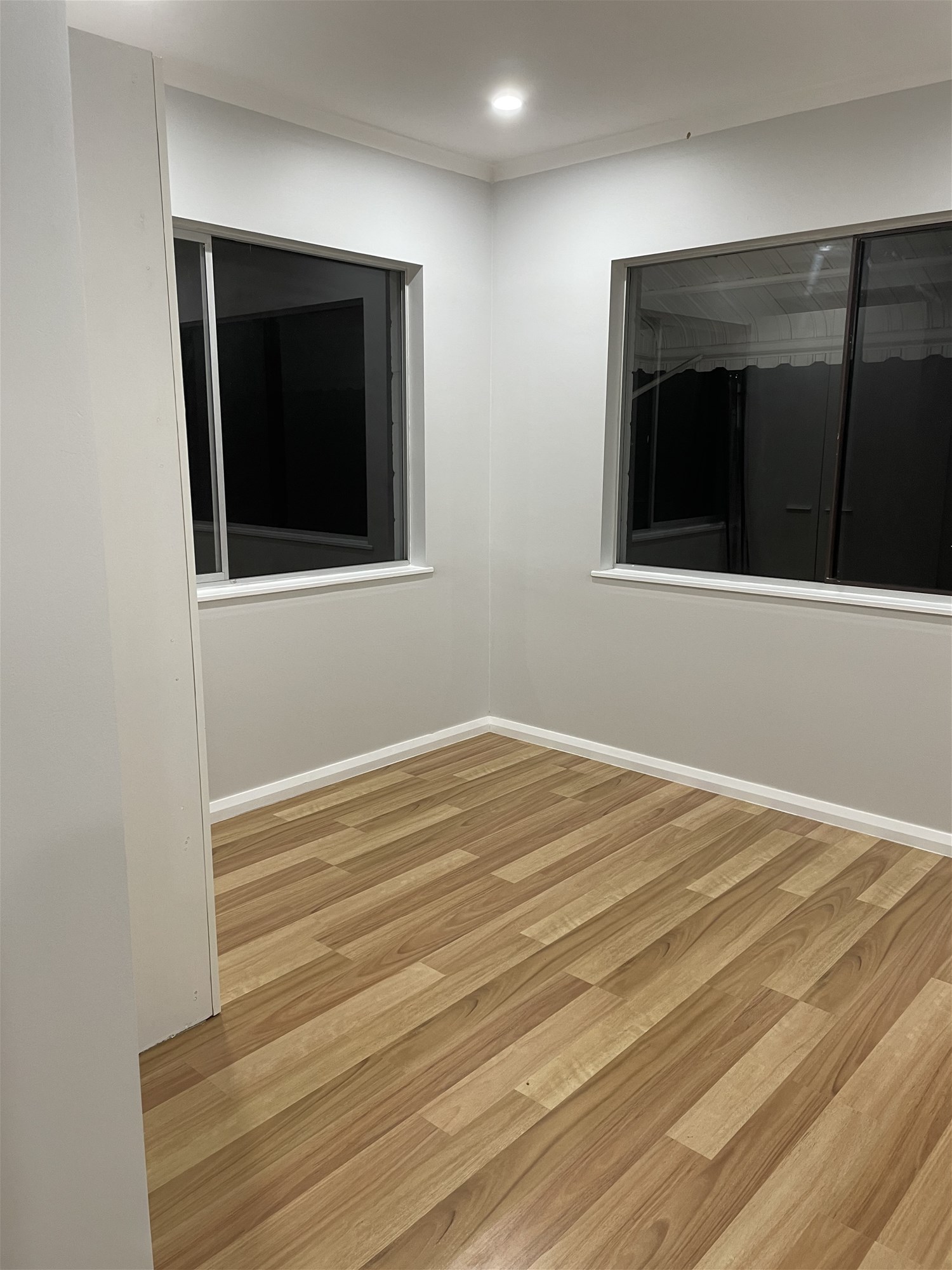 Charming & Convenient: Unit for 4