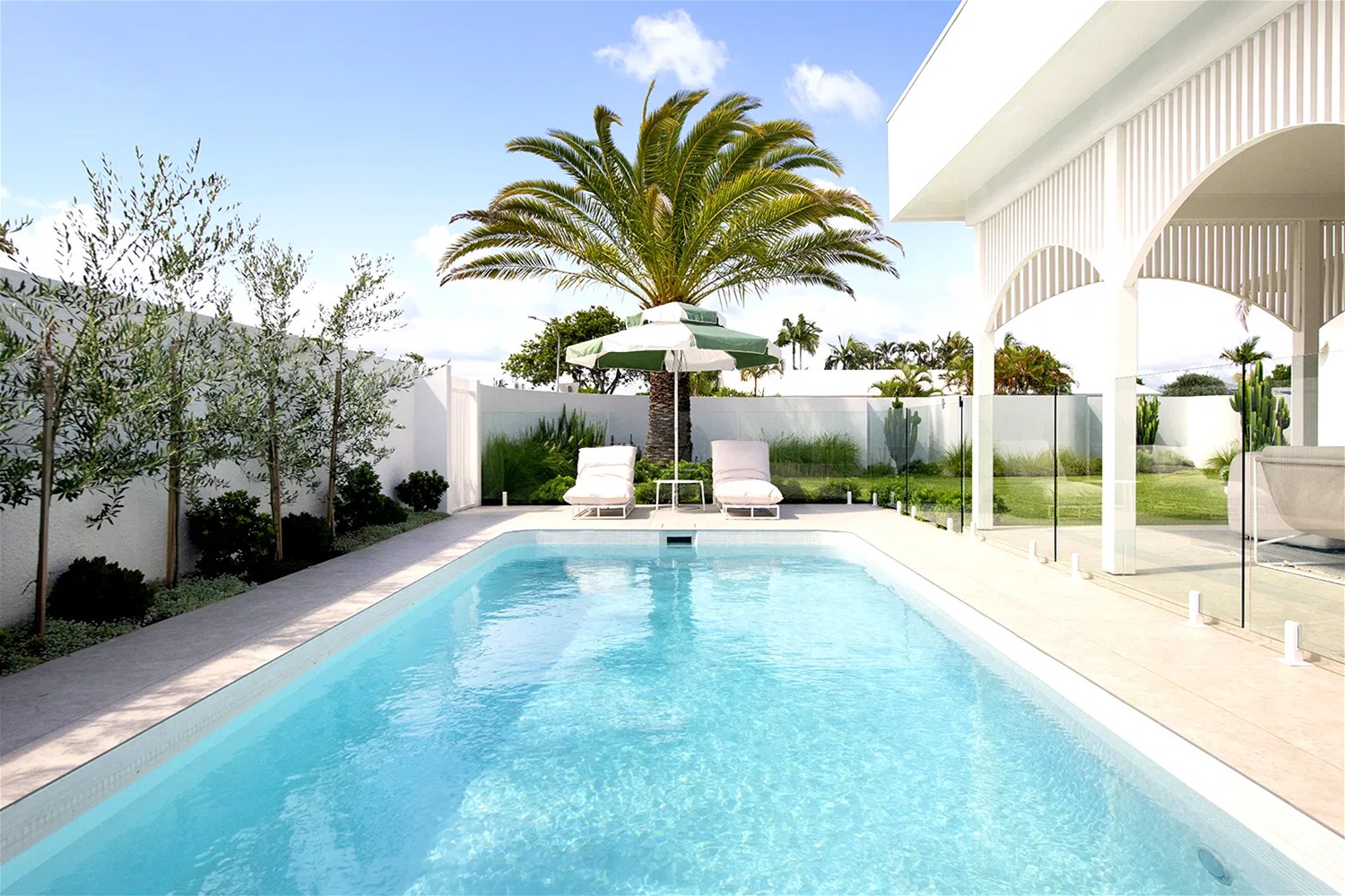 Fully furn-$4200 p/w based on 3