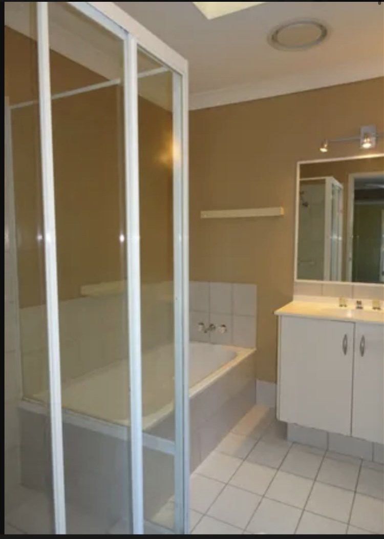 3 bedroom, 1 bathroom, single 12