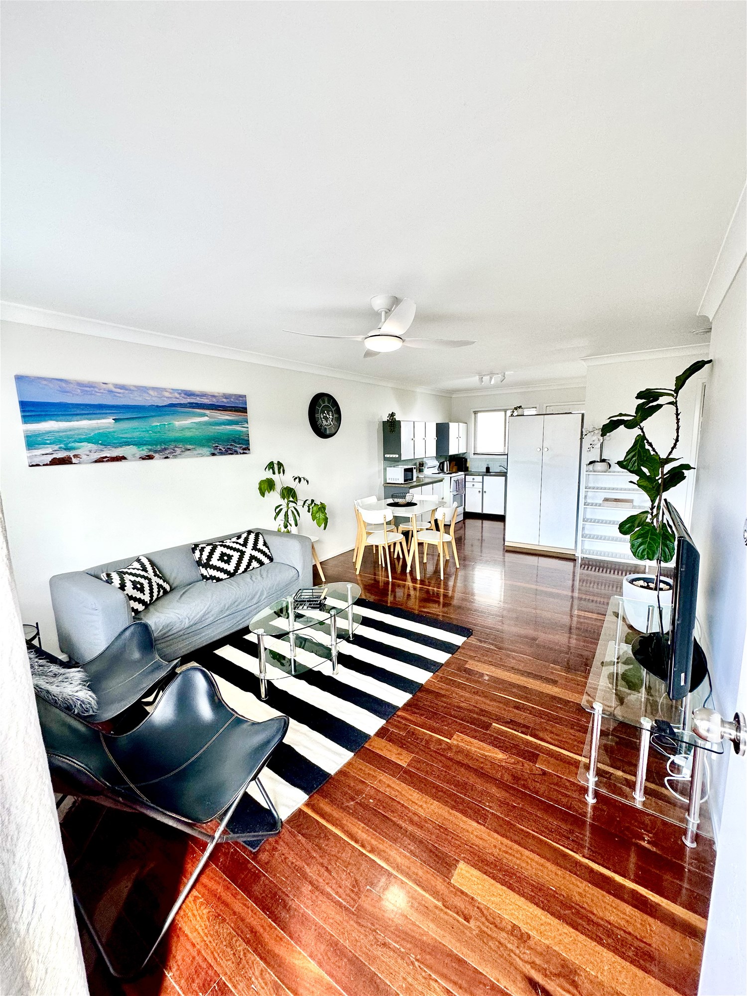 Balmoral Classic 70’s Apartments 2