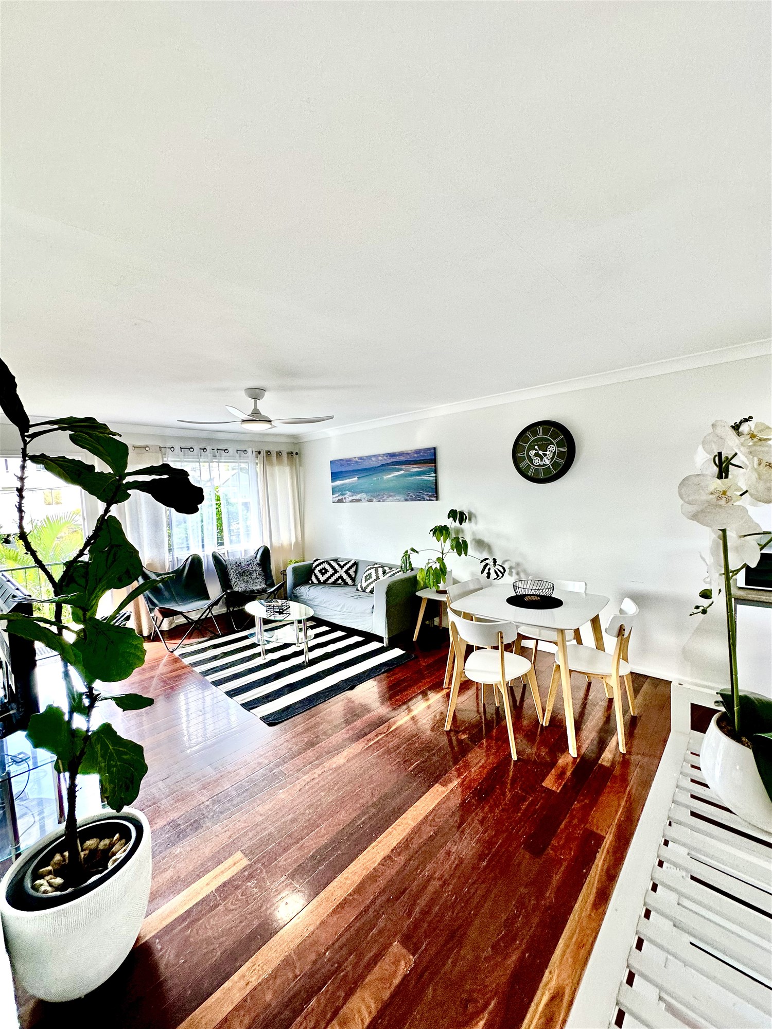 Balmoral Classic 70’s Apartments 4