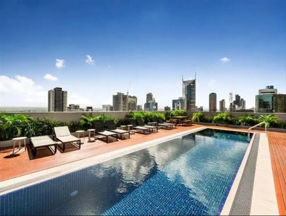 Fully furnished and equipped: Melbourne 8