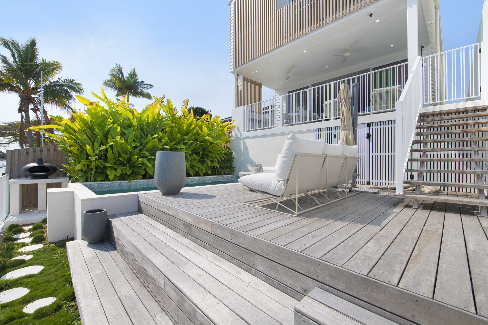 $3,500 per week, fully furnished 14