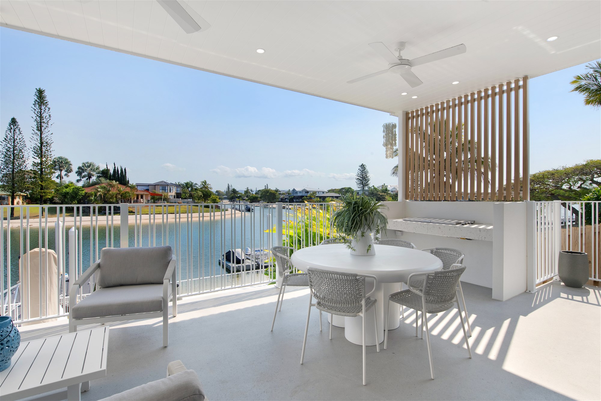 $3,500 per week, fully furnished 17