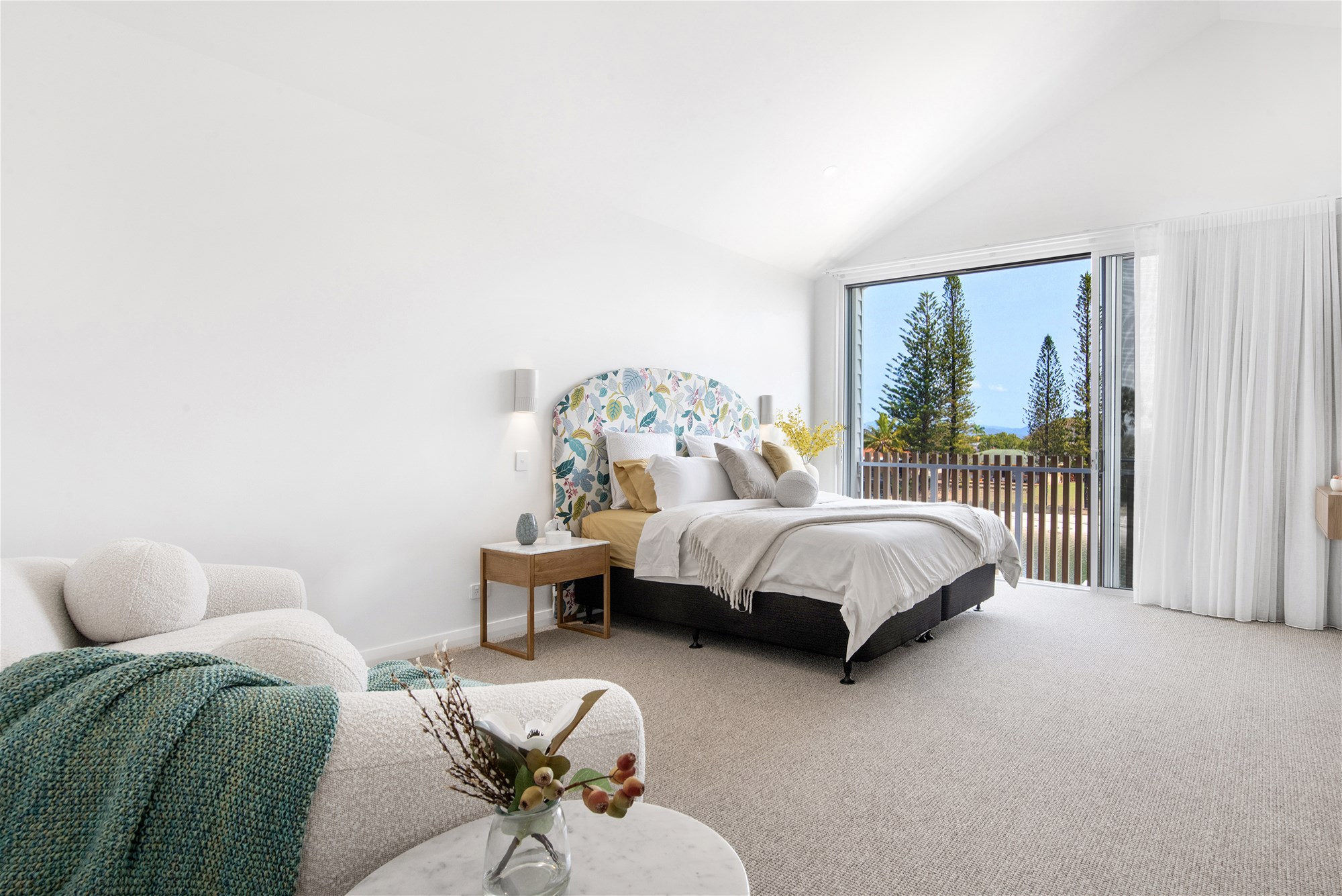 $3,500 per week, fully furnished 19