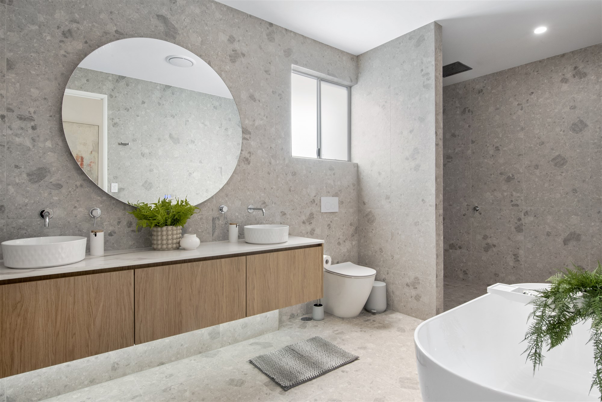 $3,500 per week, fully furnished 22