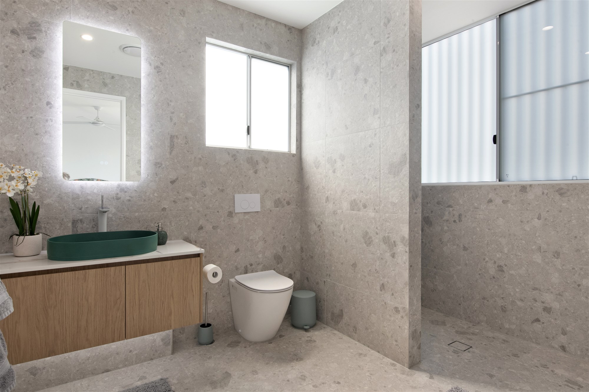 $3,500 per week, fully furnished 30