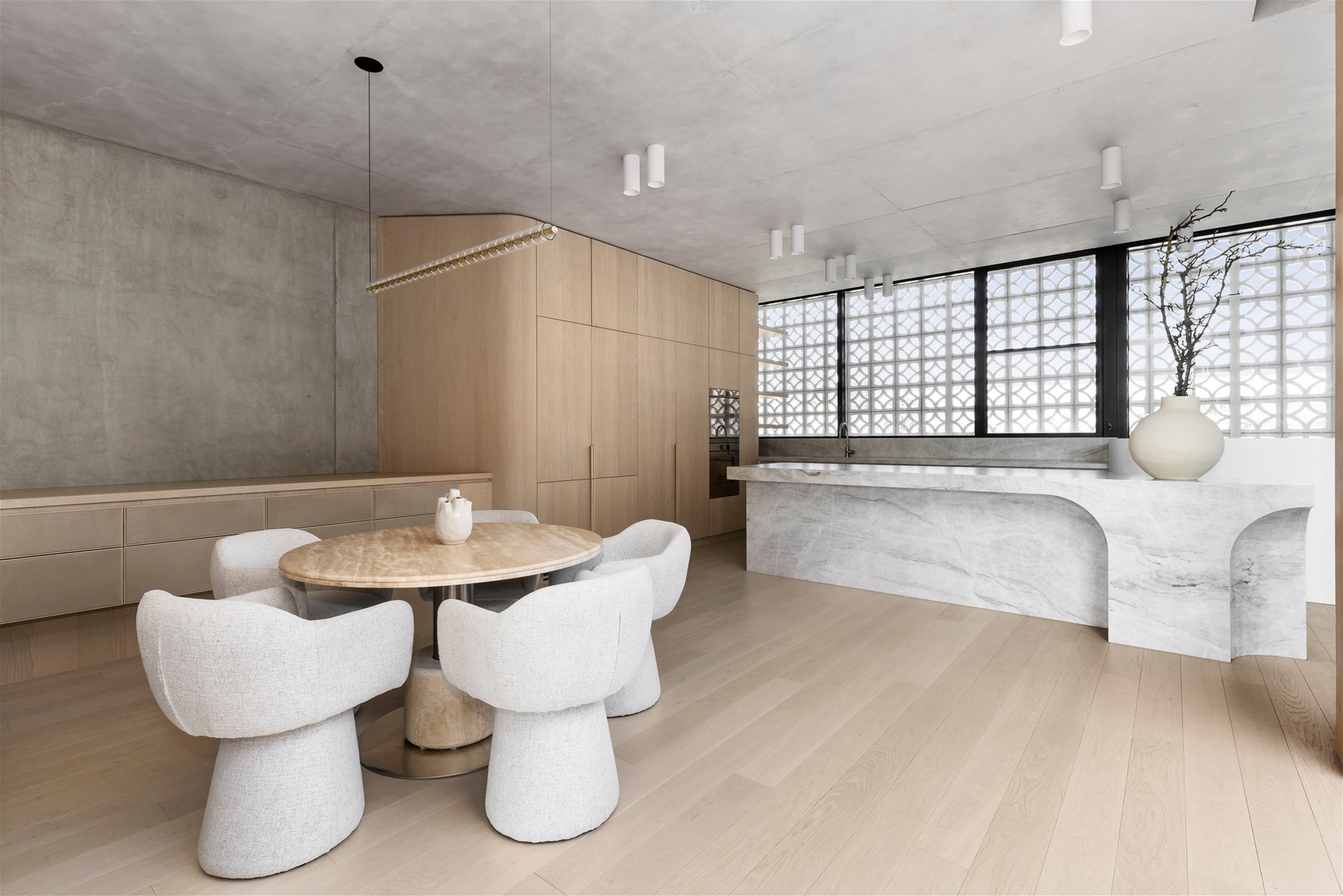 $3,850 per week fully furnished 3