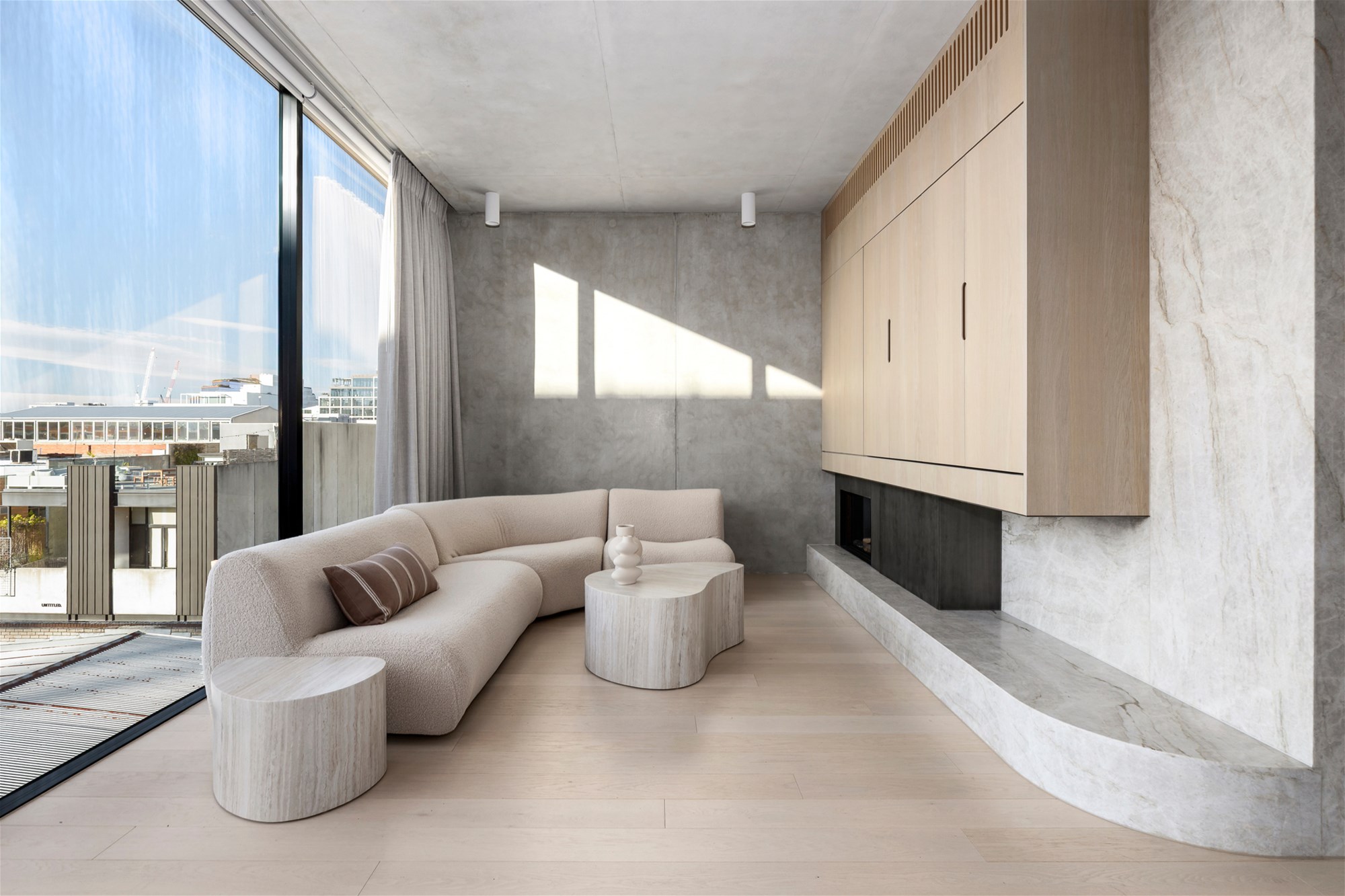 $3,850 per week fully furnished 7