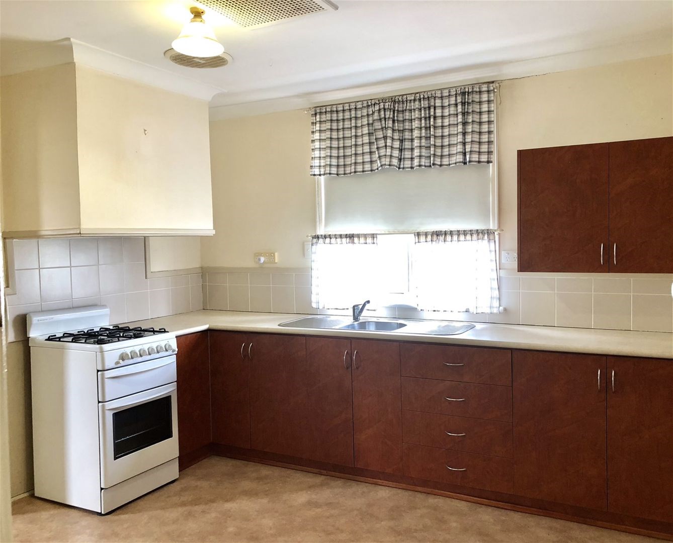73B James St, Goomalling WA 5