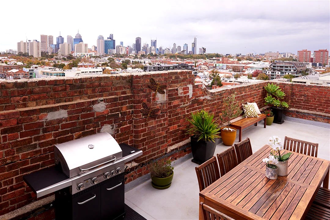 3 month lease, $3010 p/w 20