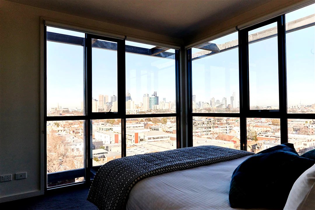 3 month lease, $3010 p/w 13