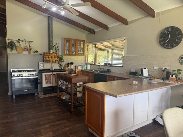 SEMI COUNTRY FARMHOUSE LIVING 5