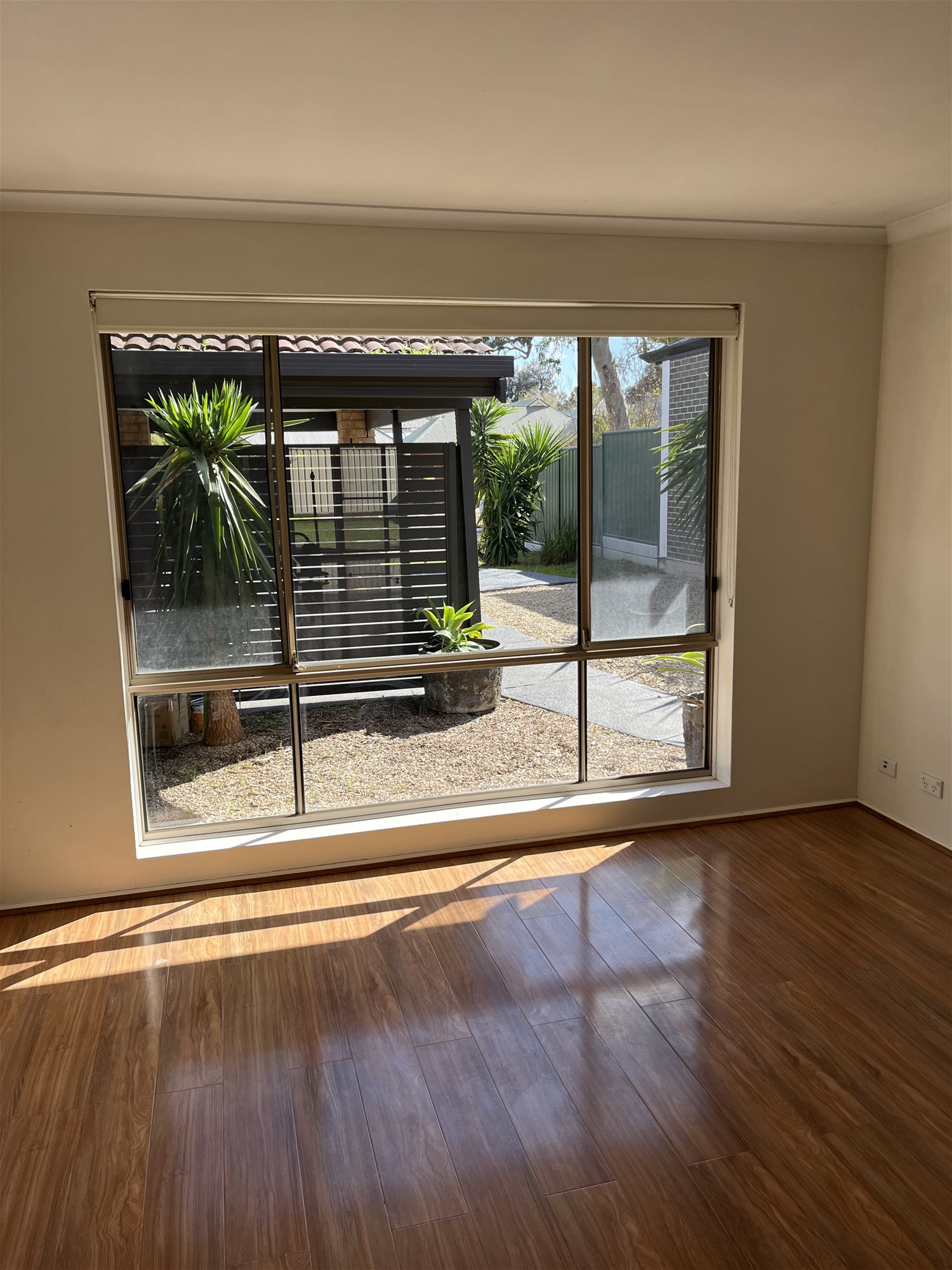 Spacious 3 br Townhouse for 5