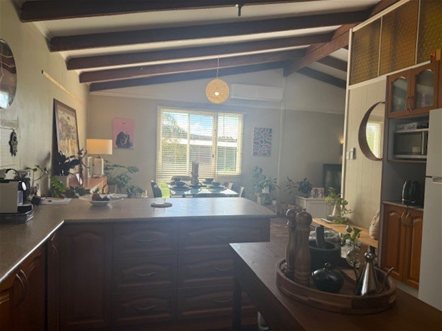 SEMI COUNTRY FARMHOUSE LIVING 7