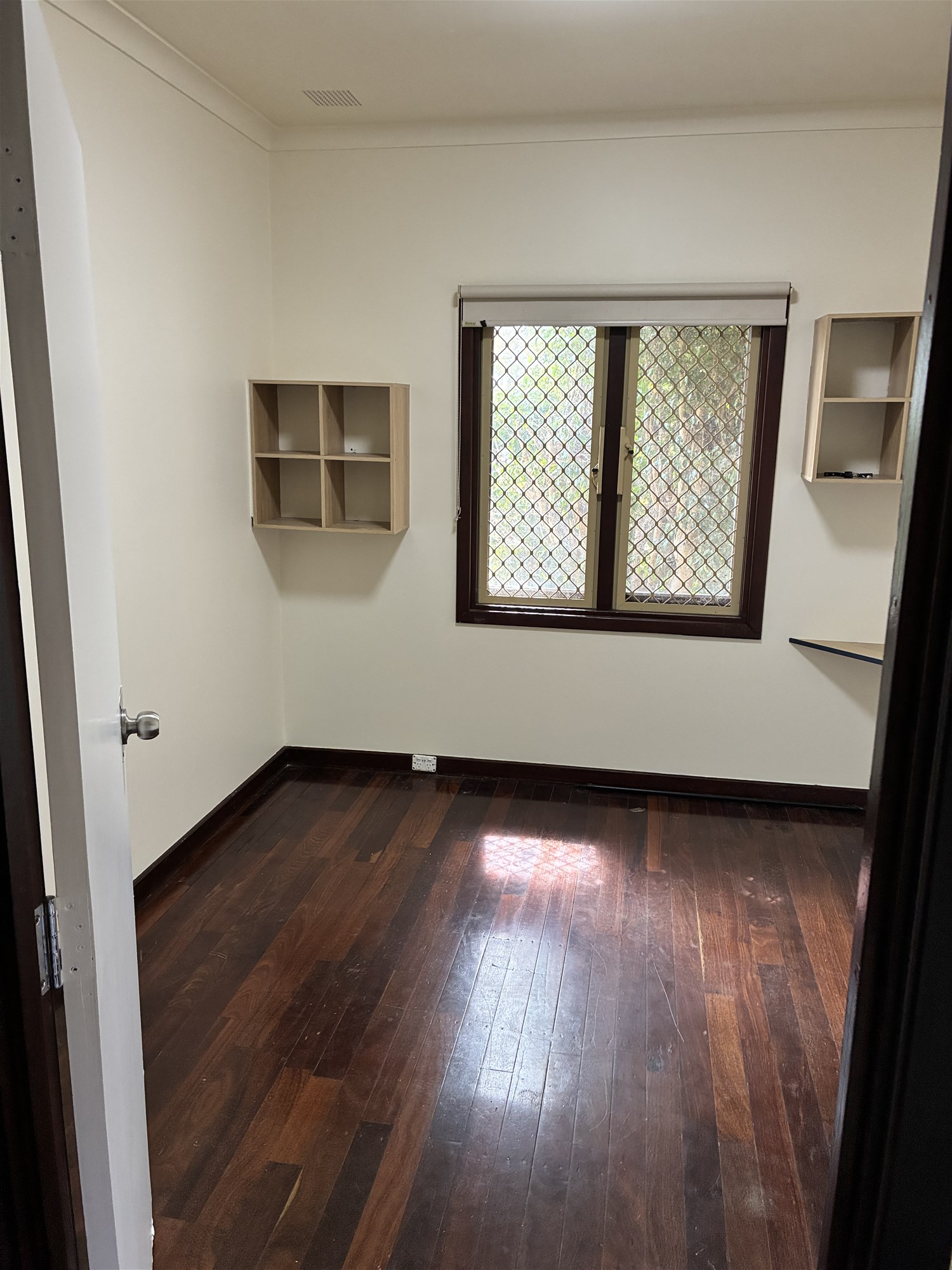 Cosy Karrinyup Home 5