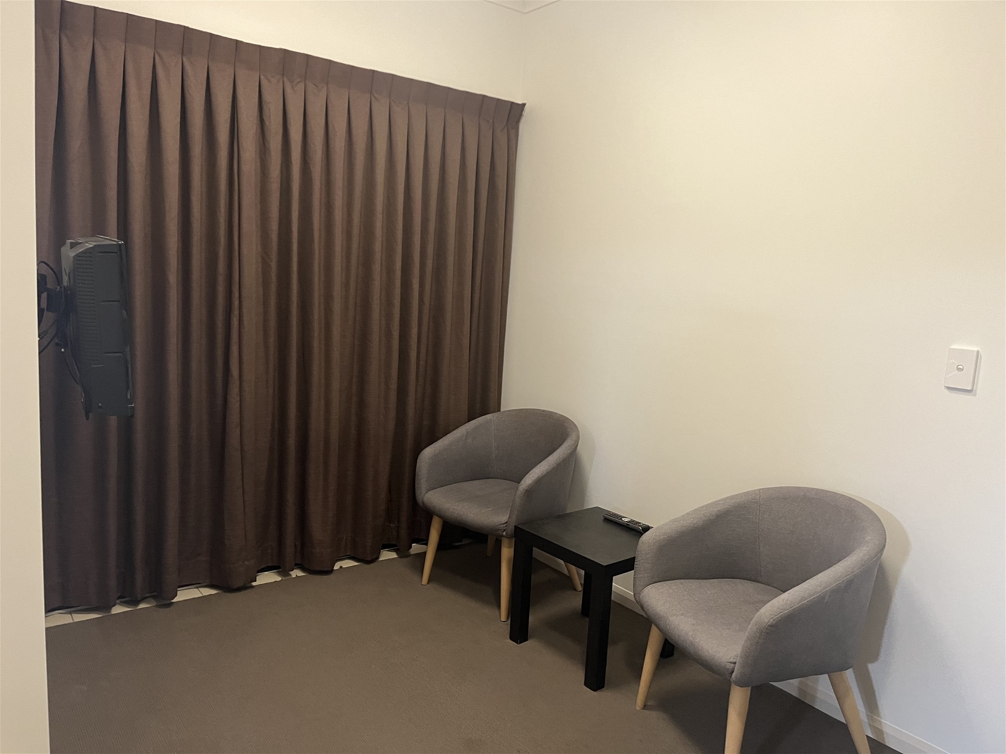 Stylish Studio Apartment for Rent 3