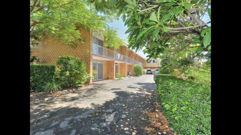 Beachside Living in Mermaid