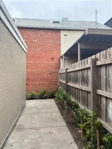 One Bedroom light filled Apartment 6