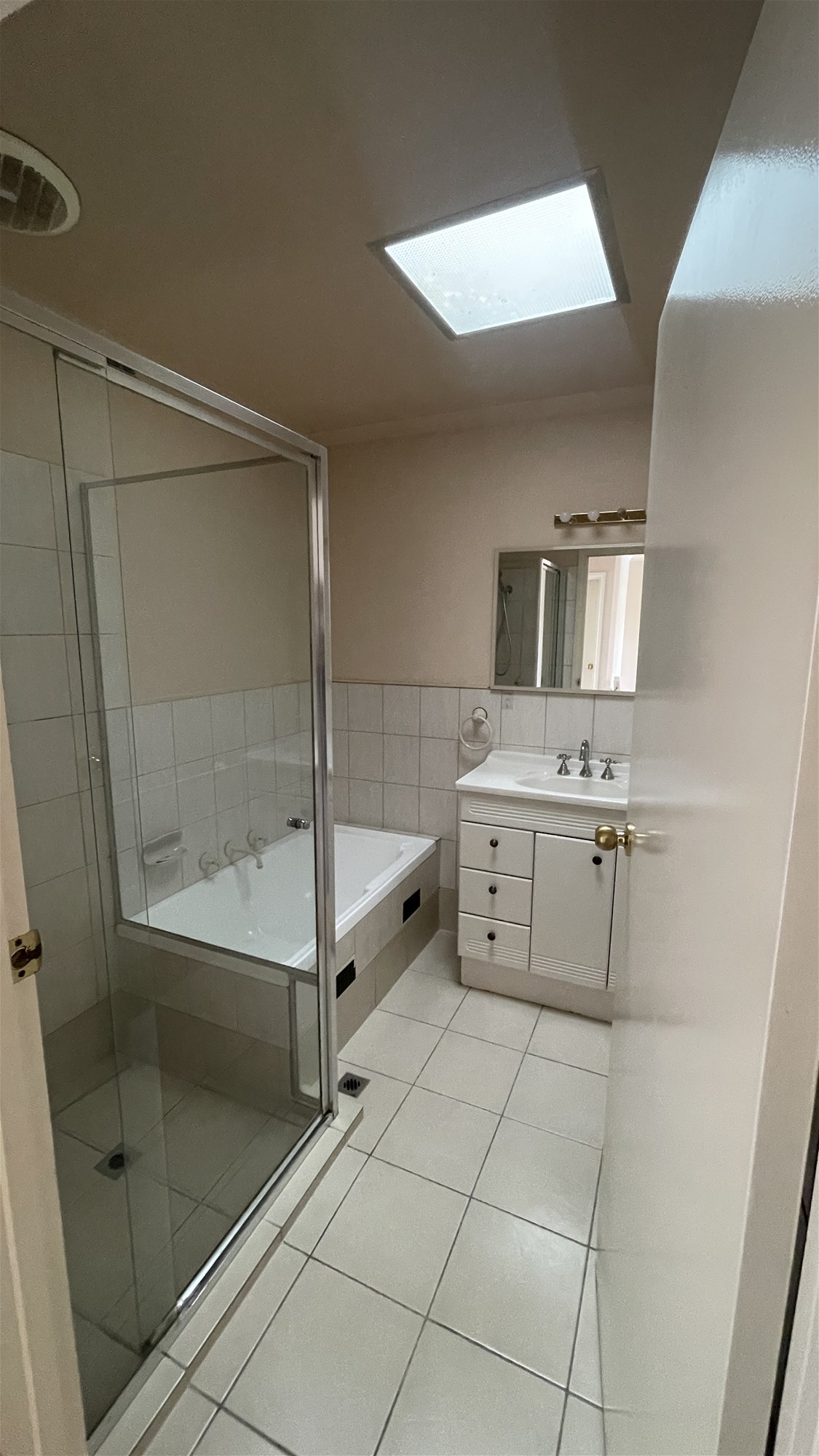 East End Hutt St Precinct 14