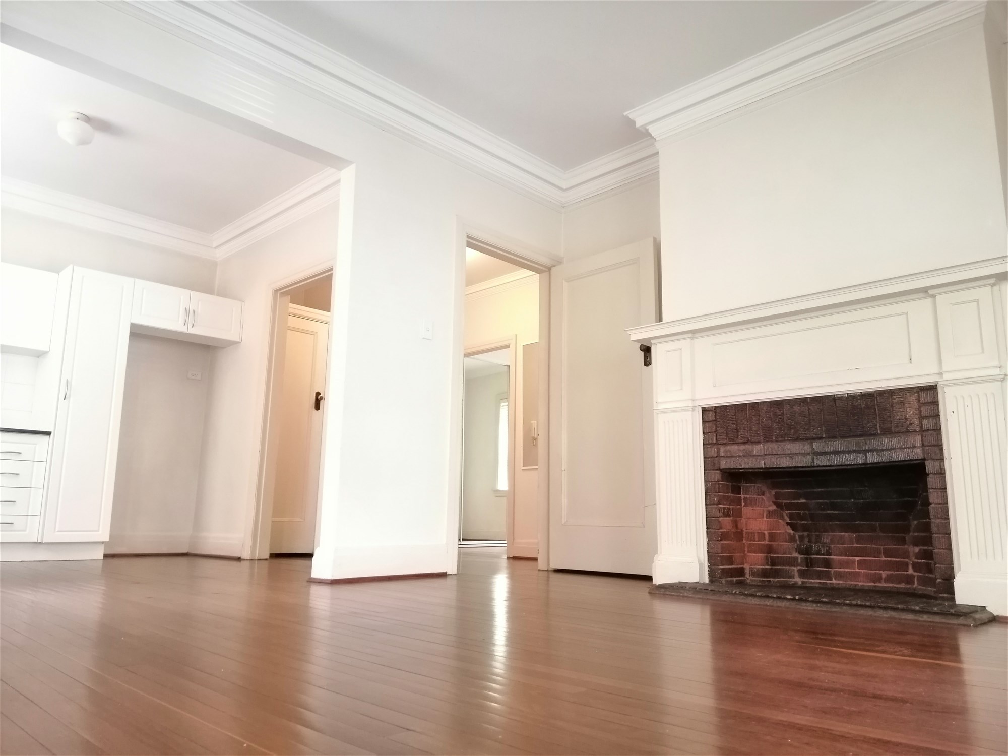 Three Large Bedroom Apartment + 20