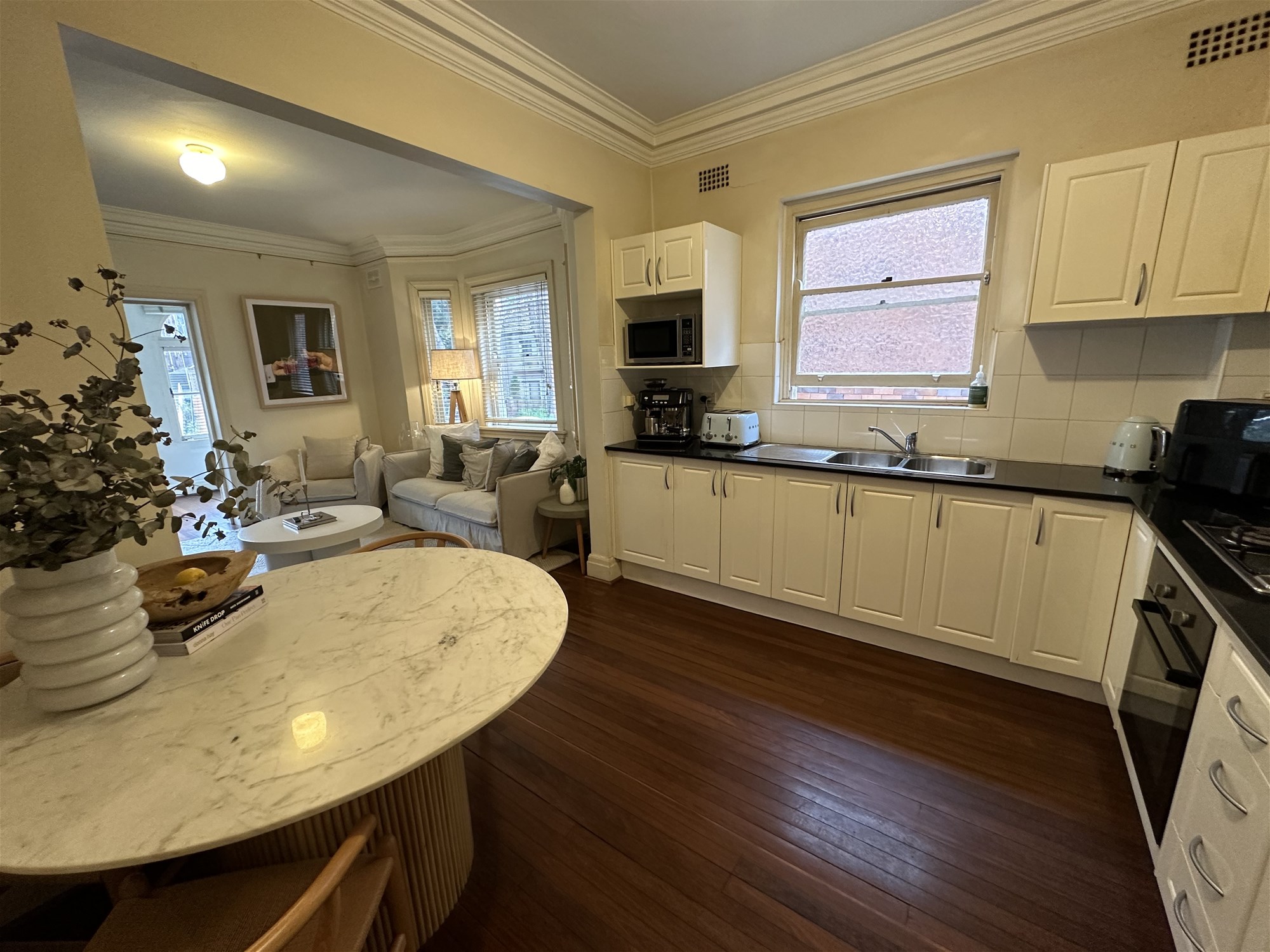 Three Large Bedroom Apartment + 27