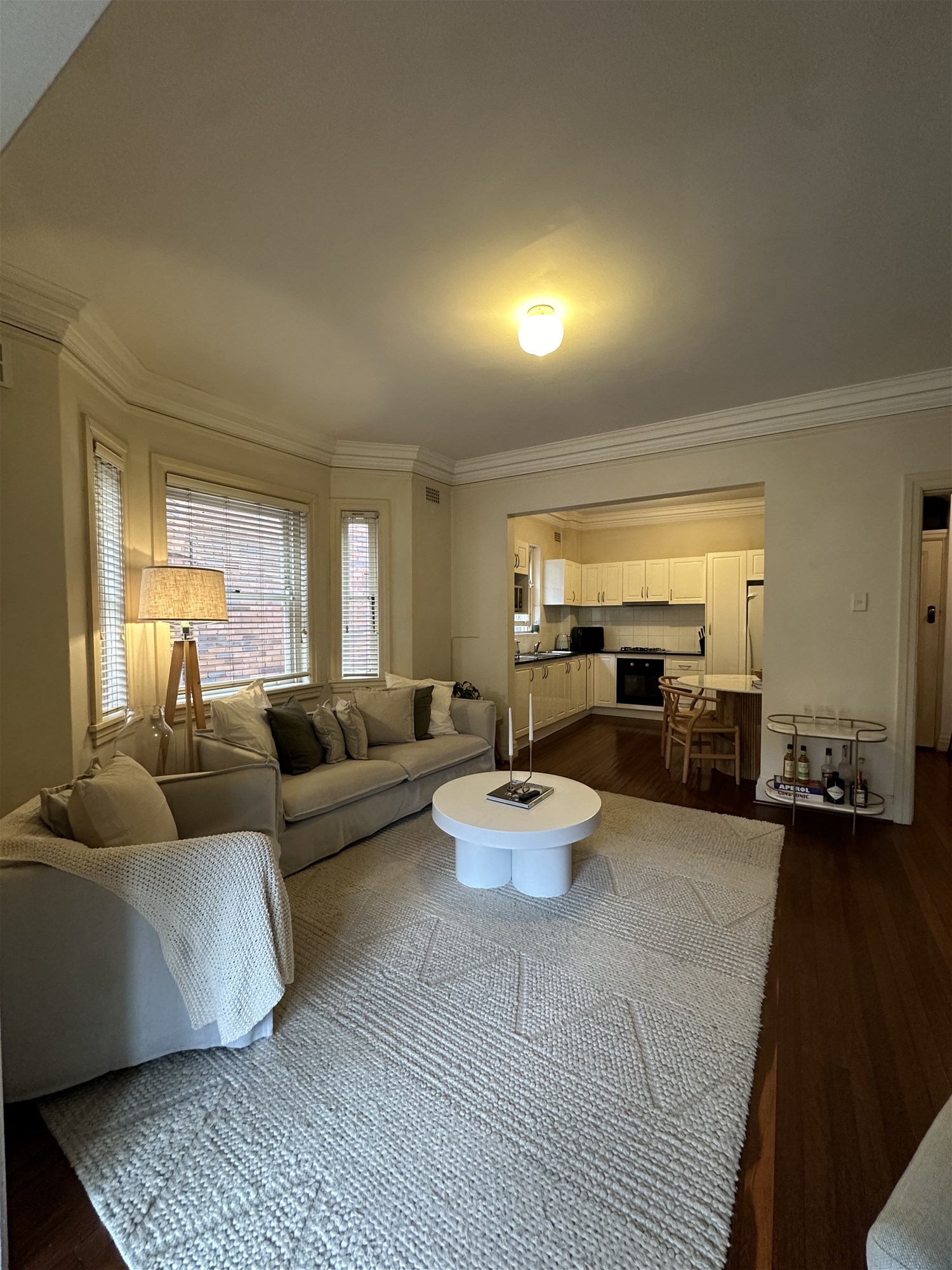 Three Large Bedroom Apartment + 35