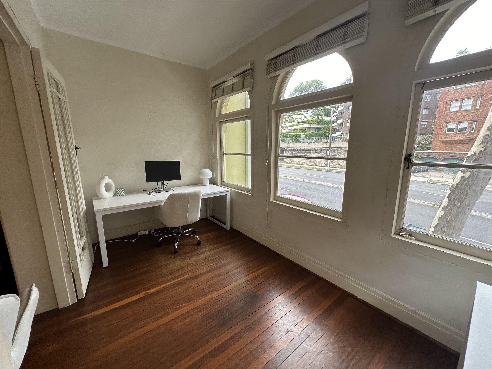 Three Large Bedroom Apartment + 49